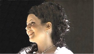 Mihaela Dinu Mihaela Dinu